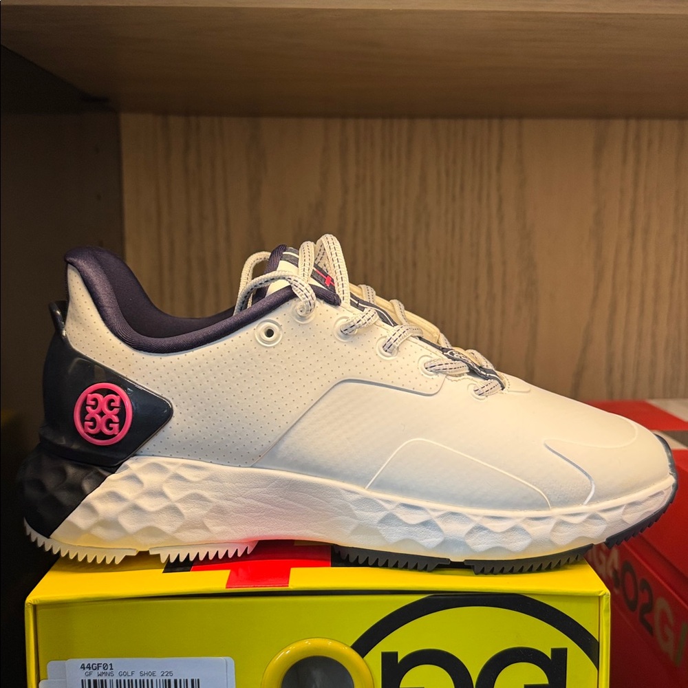 White and navy Athletic Sneakers gfore - Picture 3 of 3